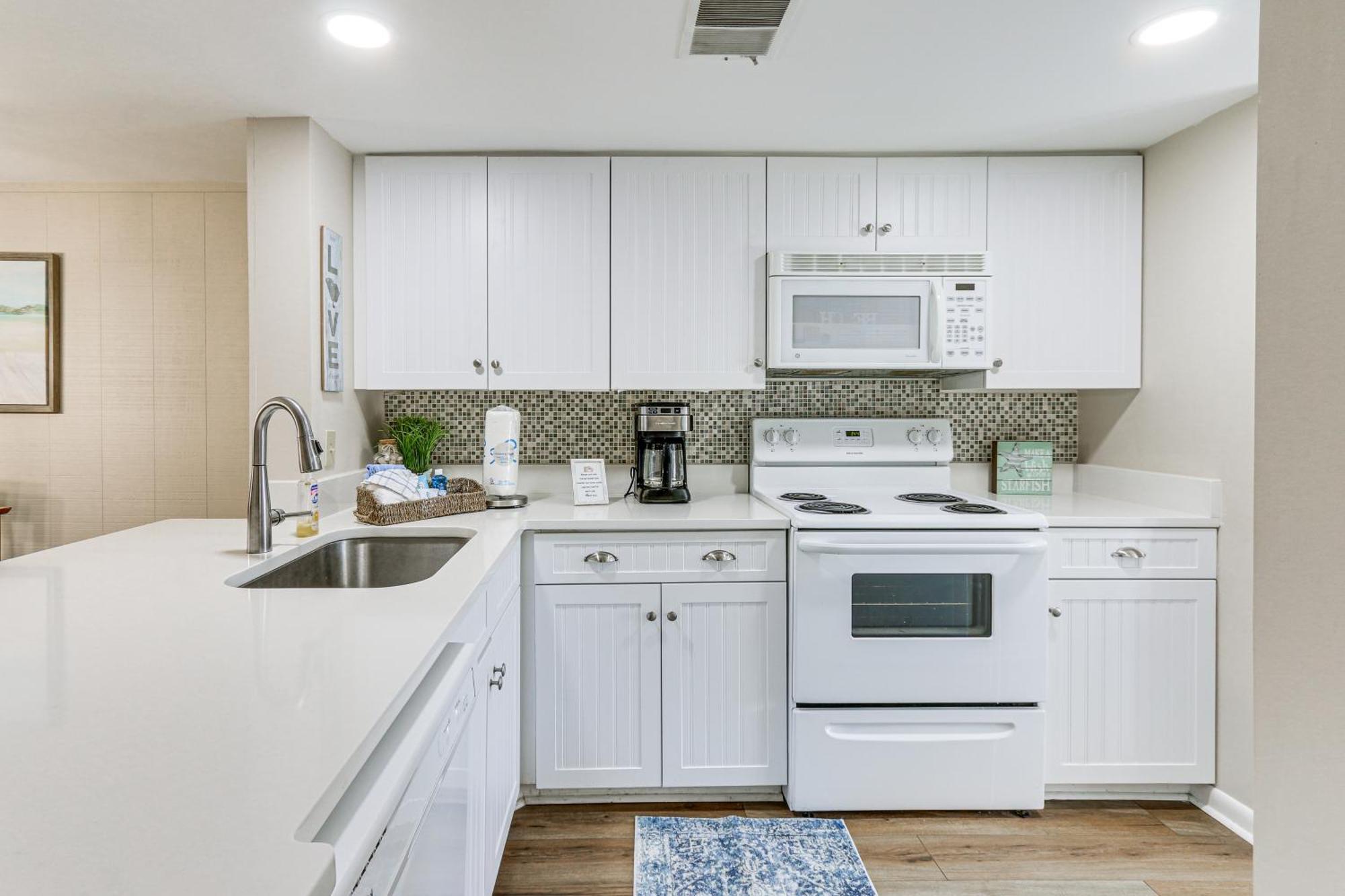 Hilton Head Condo Walk To Coligny Beach And Plaza! ヒルトンヘッドアイランド エクステリア 写真
